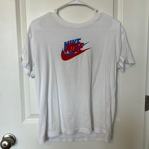 Nike T-shirt